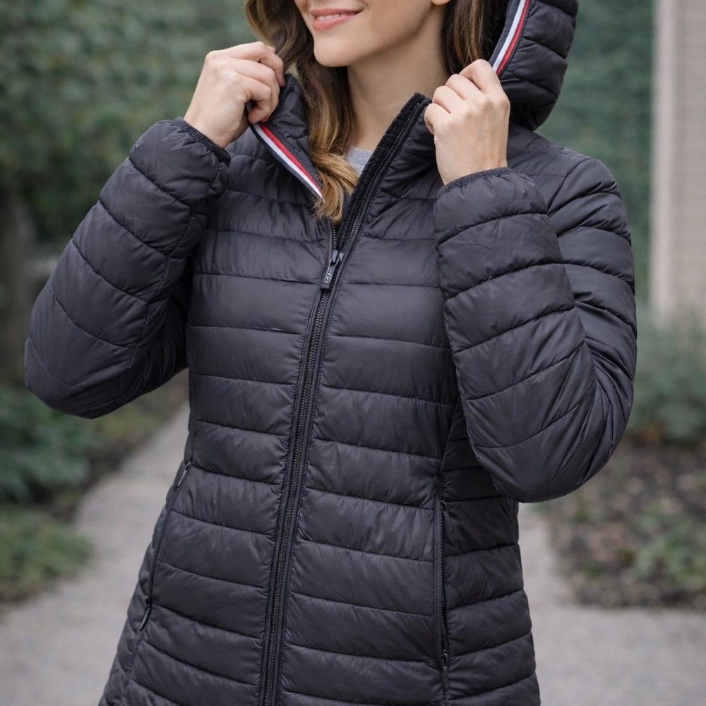 Tommy Hilfiger Women's Black Puffer Jacket